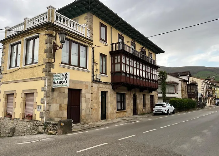 Apartamentos Villacarriedo 아파트