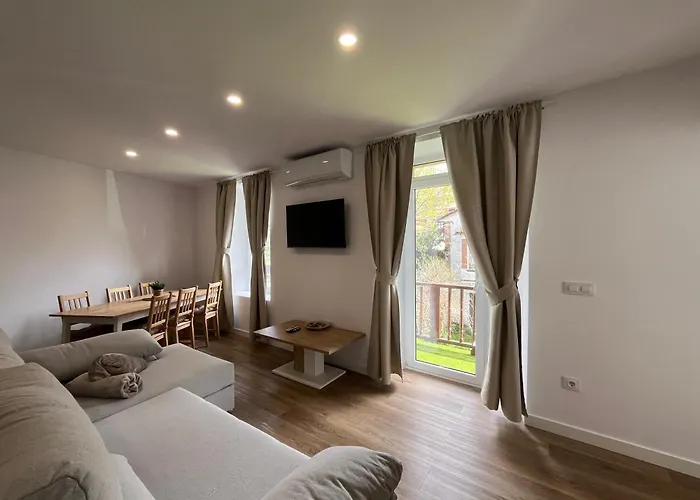 Apartamentos Villacarriedo *